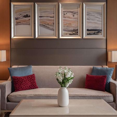 Doubletree By Hilton Guangzhou-Free Shuttle Bus To Canton Fair Complex & Overseas Buyer Registration Services During Canton Fair Period Exterior foto