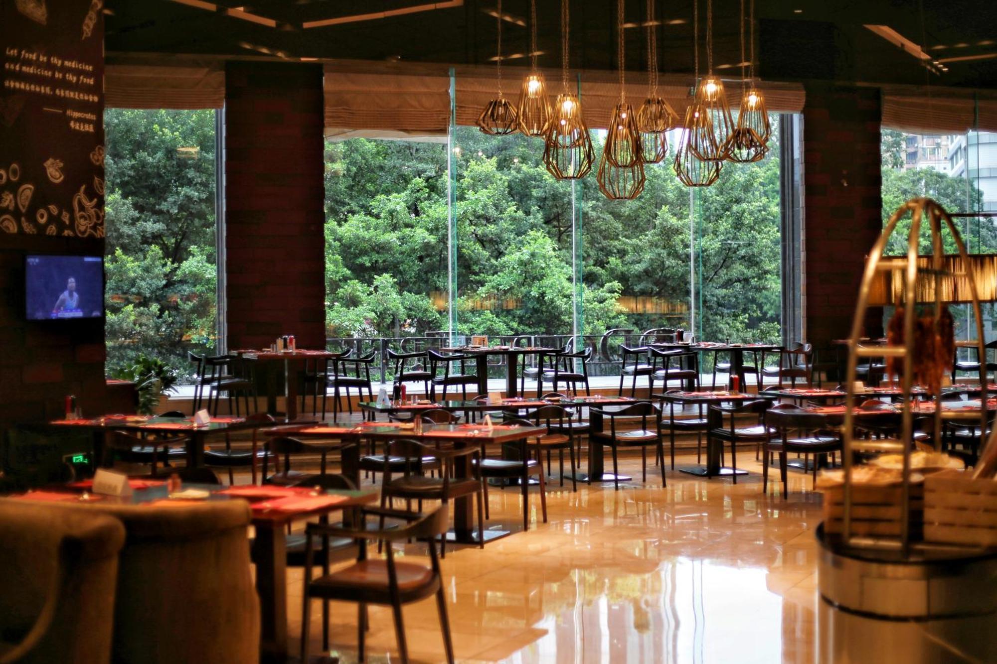 Doubletree By Hilton Guangzhou-Free Shuttle Bus To Canton Fair Complex & Overseas Buyer Registration Services During Canton Fair Period Exterior foto